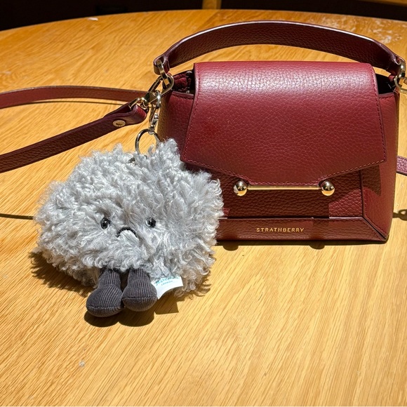 Jellycat Amuseables Storm Cloud Bag Charm . - Picture 3 of 4